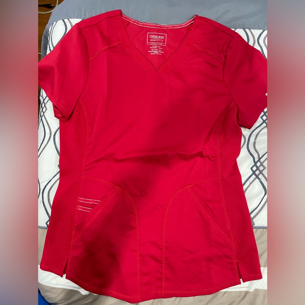 Cherokee Revolution Scrub Set